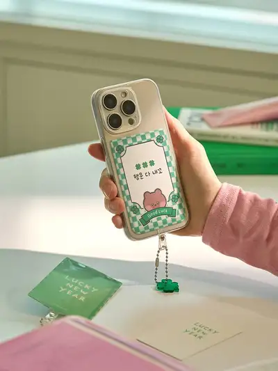 ラインフレンズ ミニニ ラッキー ニューイヤー ブニニ フォンタブ ポカホルダー