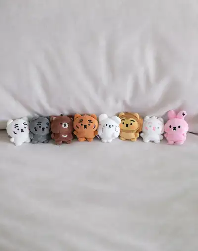 Shy Shy Mini Plush Keyring 8-Piece Set