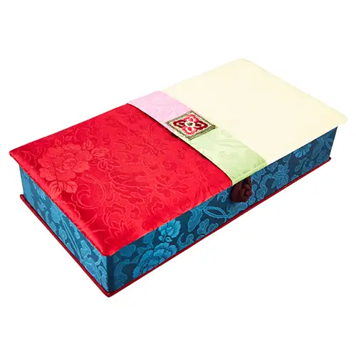 Silk Cash Gift Box (Flower Embroidery, A03) — 1
