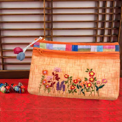 麻刺繍ポーチ