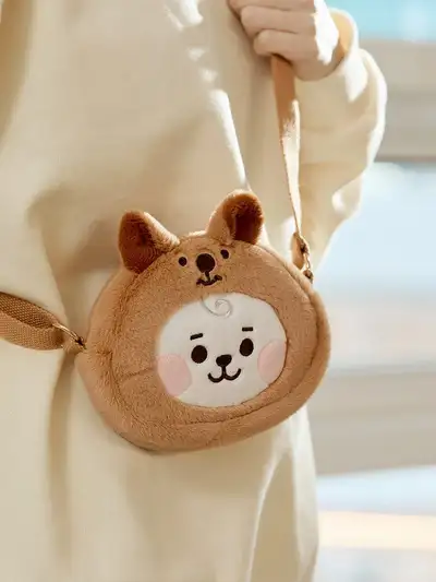 BT21 RJ BABY ふわふわ顔ぬいぐるみクロスバッグ