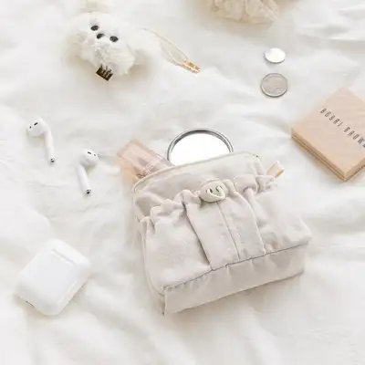 科伊挂绳口袋包