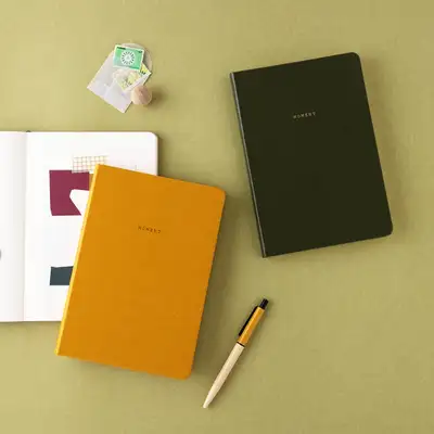 Moment Note v.3 L Spiral-bound
