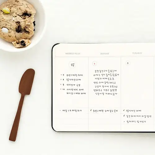 Moment Weekly Planner (Perpetual) — 5