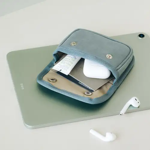 Button Card Pouch 5 Color — 4