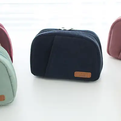 Winter Pocket Makeup Pouch