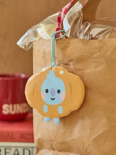 BT21 KOYA ベイビー ベーカリー PVC ネームタグ