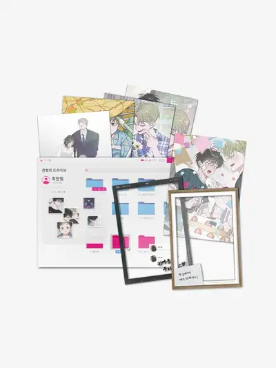 Falling Flowers Pond Family Photo Folder Package