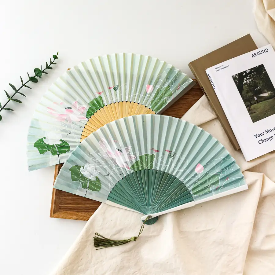 (Gift Set) White Lotus Bamboo Folding Fan (P) + Cotton Fan Pouch — 5
