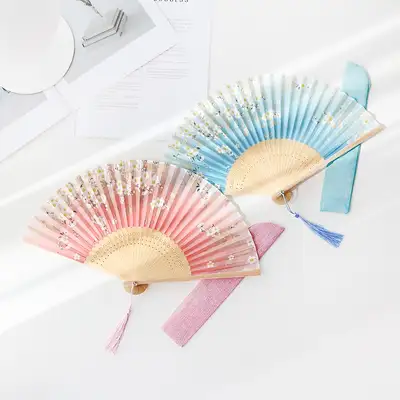 (Gift Set) Flower Perforated Silk Folding Fan (P) + Cotton Fan Pouch