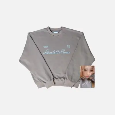 Hearts2Hearts FANMEETING [Hearts2 HOUSE] SWEATSHIRT SET