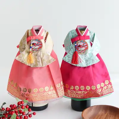 皇后韩服娃娃传统红酒瓶套(金银纱)Y