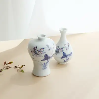 名品松月白瓷迷你每周瓶套装(百合花)