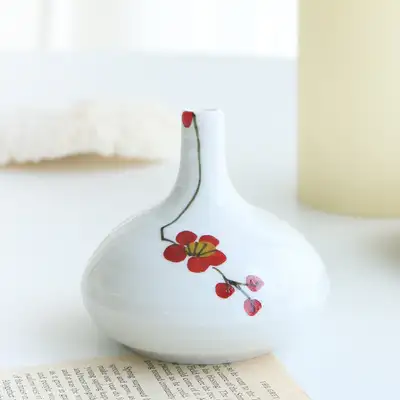 盛开一朵花的花瓶