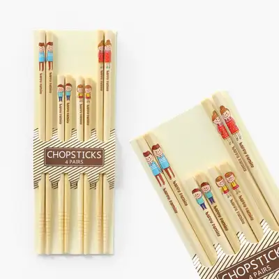 Family Bamboo Home Chopsticks Set of 4 (Natural Wood Japanese-Style Chopsticks)