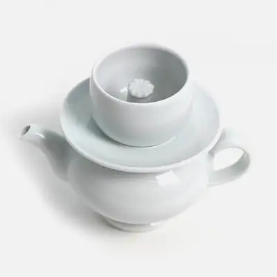白瓷素雅计영杯