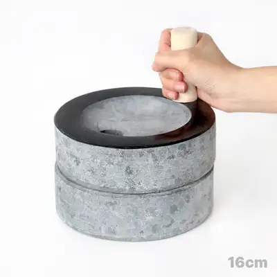 Dae Dam Go Korean Black Stone Mini Millstone 16cm (Traditional Holiday Decoration Souvenir)