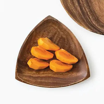20cm アカシア木三角木製プレート（感性的キャンピング ウッドボウル ホームカフェ プレート フルーツプレート トレー）