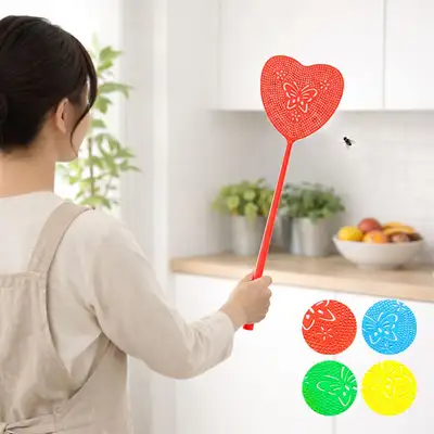50cm カラーランダム ハート ハエ叩き 1P（夏 ハエ 害虫駆除 おばあちゃん家 プラスチック 高弾力 懐かしい蚊帳 ）