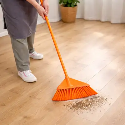 大型オレンジプラスチックほうき120cm | 美容室 オフィス 学校 清掃用具 長柄ほうき 屋外 庭用ほうき