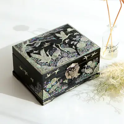 螺钿漆器鹤寿学2层珍珠宝石盒 黑色18厘米