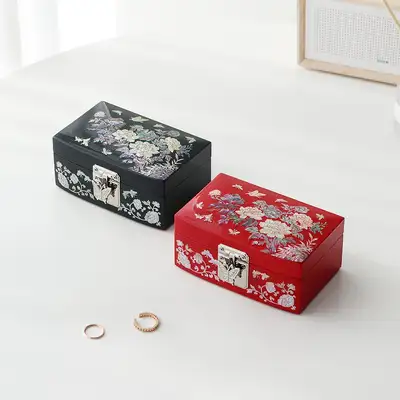 螺钿漆器前滚动贝壳珠宝盒(14厘米) 富贵牡丹