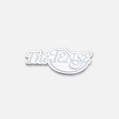 2025 TAEYEON CONCERT 'The TENSE' [高速配送] バッジ (LOGO ver.)