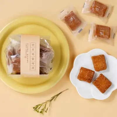 Master Craftsman Sweet Pumpkin Honey Yakgwa (Band-Wrap Package) 100g