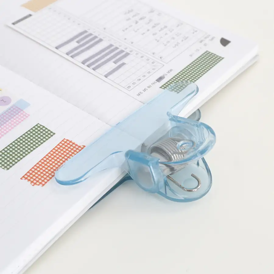 Clear Omo Clip Book Stopper — 4