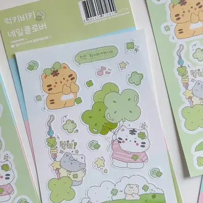 Eunane Workshop | Lucky Biki Four-Leaf Clover Sticker
