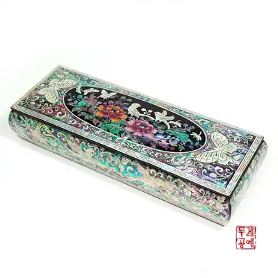 李朝楕円形花鳥文筆函(黒)