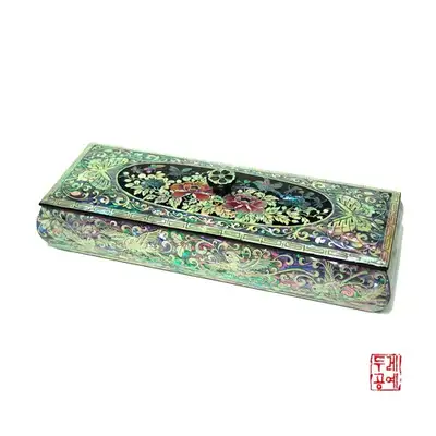 李朝楕円形花鳥文つまみ筆筒