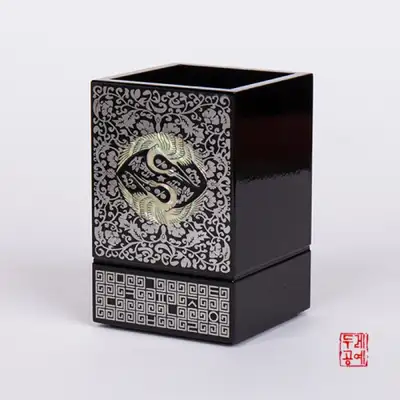 唐草双鶴ペンスタンド