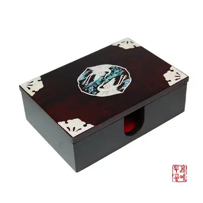 名刺ケース[胸章 非自動式]