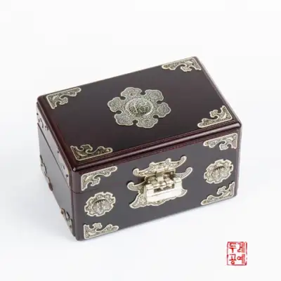 白銅装飾ジュエリーボックス