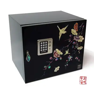 彩花梅鳥文 螺鈿金庫形ジュエリーボックス [黒]