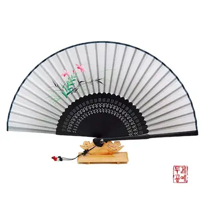 彩画扇-01