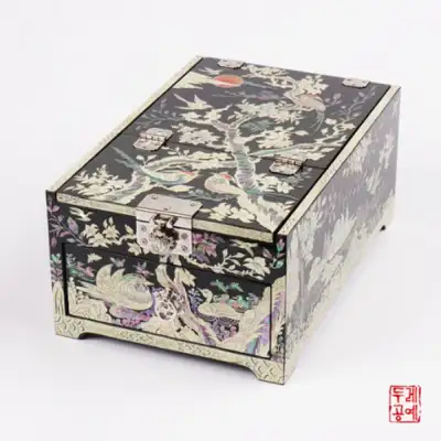 四月梅鳥紋鏡台