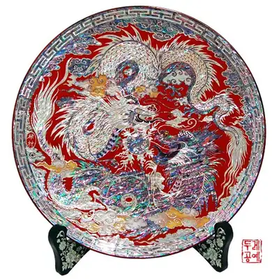 雲龍図円形盆[赤]