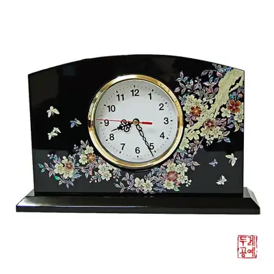 花と蝶 螺鈿時計