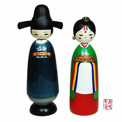 木彫り人形(新郎新婦)