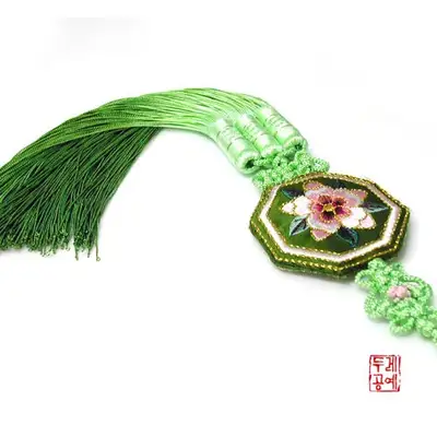 八角花刺繍 노리개 3