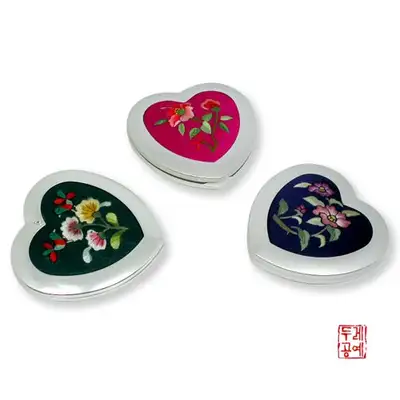 刺繍ハンドミラー
